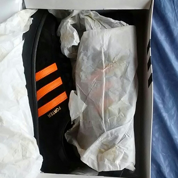 Addidas x Yoshida & Company - Picture 2 of 4